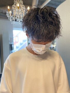 アイズ 海老名(AIZU) ツイストスパイラルパーマ スパイラルパーマ ツイストパーマ