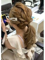 シーズン 大阪(SEASON) 【ヘアセット】ローポニー×編み込み