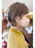 20代30代大人可愛い小顔ショートミルクティーベージュ