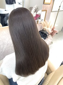 フローラ(FLORA) 赤み消しカラー