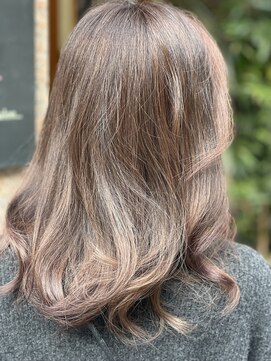 マリブ Malibu 【動きあふれる海外風】白髪30％→外国人風３Dフレアカラー