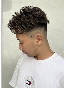 メンズバイココテラス 豊中(men's by cocoterace) フェードカット/メンズパーマ/メンズハイライト