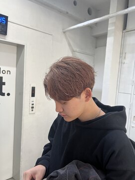 メンズ サロン ドット トウキョウ 町田店(men's salon dot. tokyo) ベージュカラー