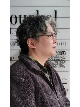 ヤマグチ トゥシェル ヘアー&メイク ヘアーアンドメイク メンズ 簡単スタイリング 2ブロック カジュアルパーマ スタイル