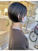 ボブ/流し前髪/前下がり/透明感黒髪/くびれ/20代/30代/40代