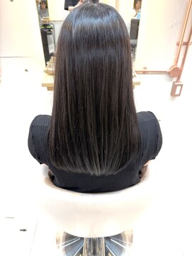 エル 新小岩(elu) 30代40代50代内巻きロングレイヤー髪質改善ストレート