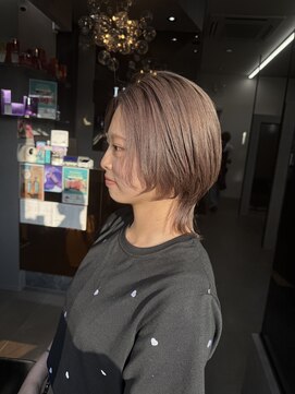 リリー ヘアーアンドビューティー(Lily) マッシュウルフカット