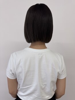 髪質改善ベル・ジュバンス専門店♪頭皮や髪に優しい弱酸性カラーで定期的な白髪染めも美しい髪へ導きます♪