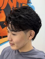 ビカム 名駅(become) 立体感が好きな方におすすめ!束感フェザーショート