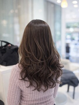 エアー 銀座タワー(AIR) ブリーチ無しグレージュレイヤーカット髪質改善