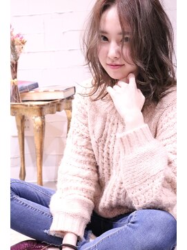 ホラン(HoLan) 【HoLan】とろみ感いっぱいの外国人風カールxセミディxベージュ