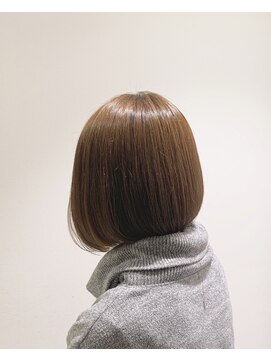 アッシュ 笹塚店(Ash) 前下がりボブ