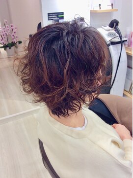 ラウズ(rouse) カット＋パーマ