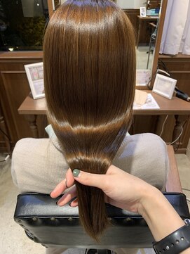 イオエ(ioe) 黒髪/ボブルフ/ネビージュ/小顔/ワンレン/髪質改善/グレージュ