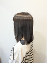 レクリエ(Re:crea) 切りっぱなし×モノトーンカラー
