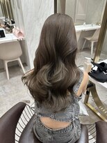ロンド レア 天神大名店(Lond Le’a) ピンクカラー/暖色カラー/レイヤーカット/韓国ヘア/顔周りカット