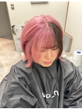 ポノ(po_no) ボブ/ハイトーン/外ハネ/ピンク/ブロックカラー