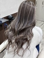 ベルヘアーデザイン 堺東(Belle hair Design)&nbsp;ハイライトレイヤーカットイルミナカラーグレージュ韓国風堺東