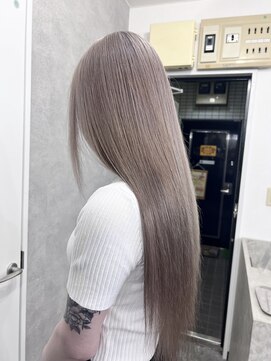 リアンリリィ バイ エイル トウキョウ(Lian lily by Eir Tokyo) シルバーグレージュ