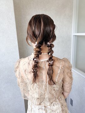 ジールサロン つくば本店 編みおろしツインスタイル 10代 20代 30代