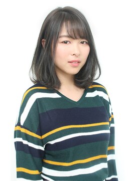 クレマレグ(Clema REGU) 大人のツヤ感ミディアムスタイル