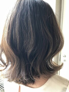 ビーヘアー(BE hair) ミディアム×グレージュ