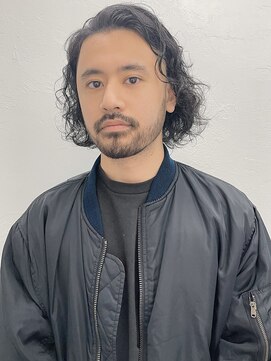 アカ(ACA) 刈り上げ　バーバー　パーマ　マッシュ　ツイスト　スパイラル