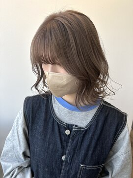 シェリー(Che'ri) ボブにミルクティーベージュ / MANA