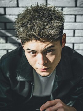 オーシャントーキョーオーバー 渋谷(OCEAN TOKYO OVER) スクエアスパイキー