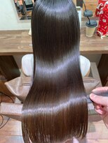 キュア 表参道(CURE)&nbsp;黒髪/グレージュカラー/ココアベージュ/ヘルシーロング[表参道]