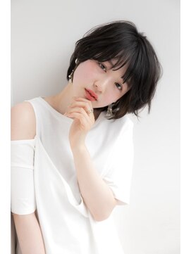 ガーデン オオタカノモリ(garden otakanomori) 黒髪美人な大人かわいいゆるふわ丸みショートボブ