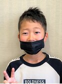 小学生男の子さわやかショートスタイル