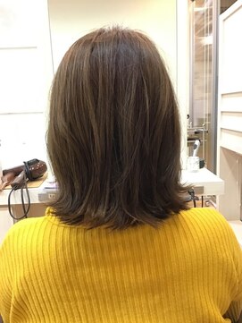 バサ 久米川店(BASSA) 外ハネミディアムスタイル/質感再整カラー
