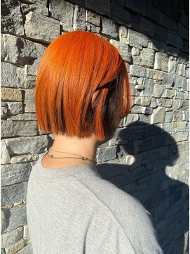 ブラン(Le BLANC) 【下地　由美】切りっぱなしミニボブインナーカラー