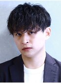 黒髪パーマツーブロックマッシュビジネスショートヘアスーツ