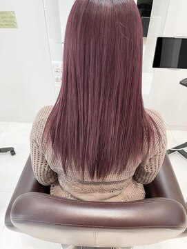 スリーヘアーデザインズ(Three Hair Designs) 優しめピンクカラー