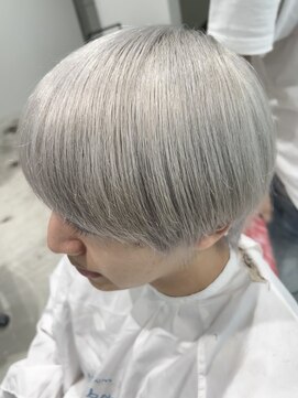 ダイアモンドリリー(Diamond Lily) ホワイトシルバー ホワイト