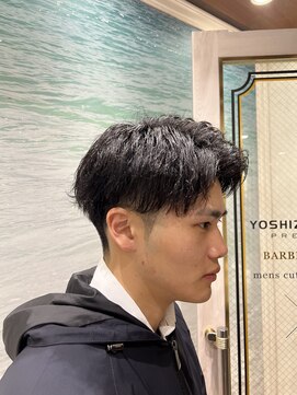 ヨシザワインク プレミアム 横浜 桜木町店(YOSHIZAWA Inc. PREMIUM) スーツツーブロック黒髪シークレットパーマ