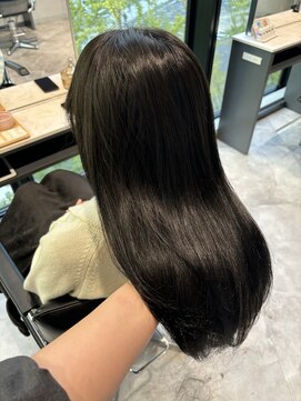 リアン バイ キートス(Lien by kiitos) グレージュ/赤み消しカラー/オリーブグレージュ/暗髪/艶髪