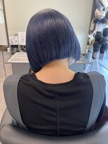 ガルボヘアー 桟橋店(garbo hair)&nbsp;ブルーブラック　ネイビー　ボブ　カラーカット　ガルボ桟橋