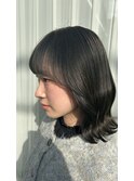 透明感暗めオリーブグレージュ