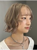 ノアミルクティーブラウン　ケアブリーチ