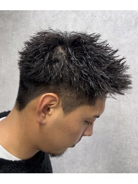 ヴァロウ(Valow) スパイキーパーマ