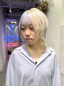 グロウ 渋谷(grow) 【ホワイトブロンド×ペールブルー/ウルフスタイル】