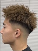 【メンズスタイル】　スキンフェード　ジェットモヒカン