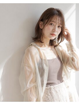 ファムバイアヴァンス(Femme by AVANCE.) 外ハネくびれミディ