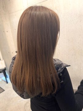 ロッカヘアエジェ(ROCCA hair eje.) 暗めカラーやわ艶ストレート