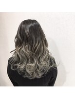 ラウブロッサム 大宮西口店(Lau Blossom) グラデーション_アッシュベージュ