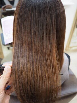 リリーズ ヘア(Lily's Hair) 艶髪♪ナチュラルストレート