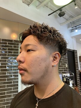 カットスタジオ フタバ(CUT STUDIO FUTABA) フェード×スパイラルパーマ